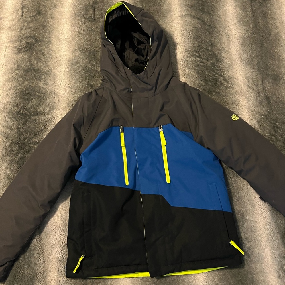 Like new large boys 686 10k blue thermal snowboard jacket